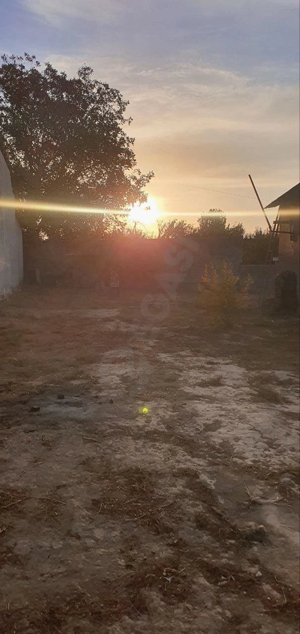 Oq toshda er sotiladi - Cover Photo