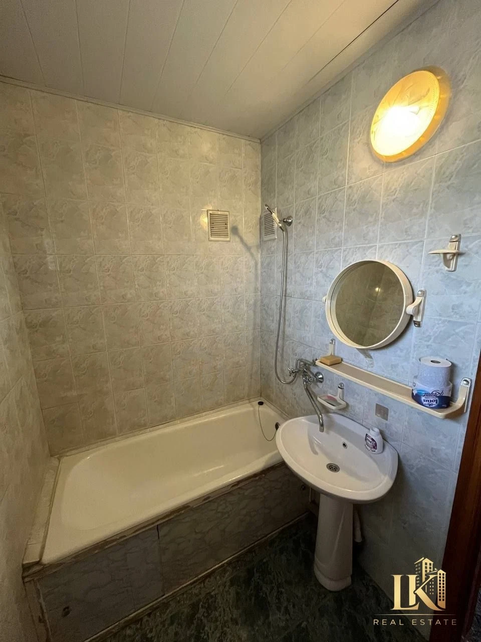 Image 8