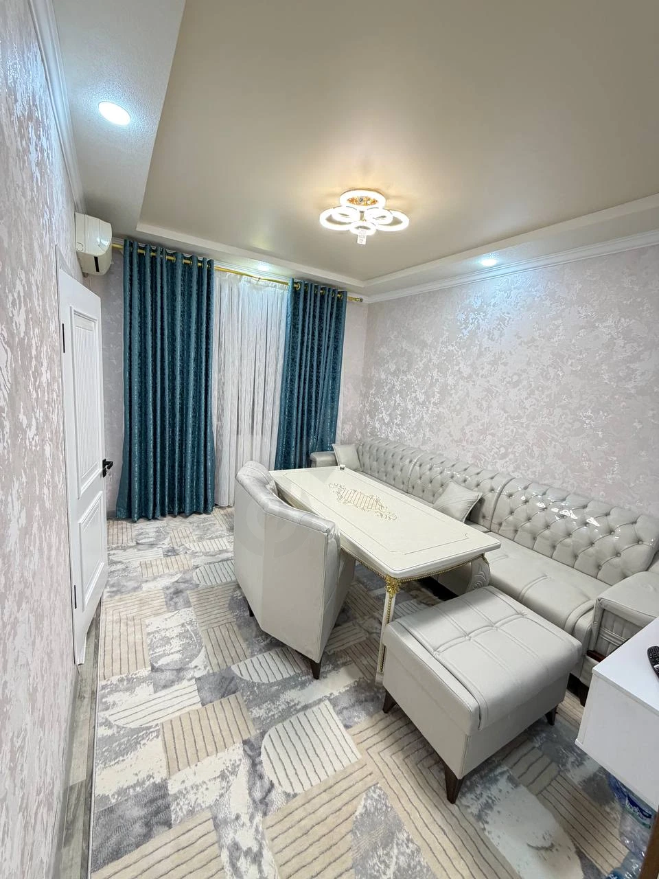 2-bedroom apartment, 2nd floor, 4-story building in Chilonzar 18 - Cover Photo