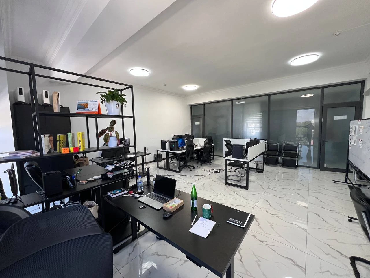 Biznes markazda Yevro ofis, 52m2, 6-qavat - Cover Photo
