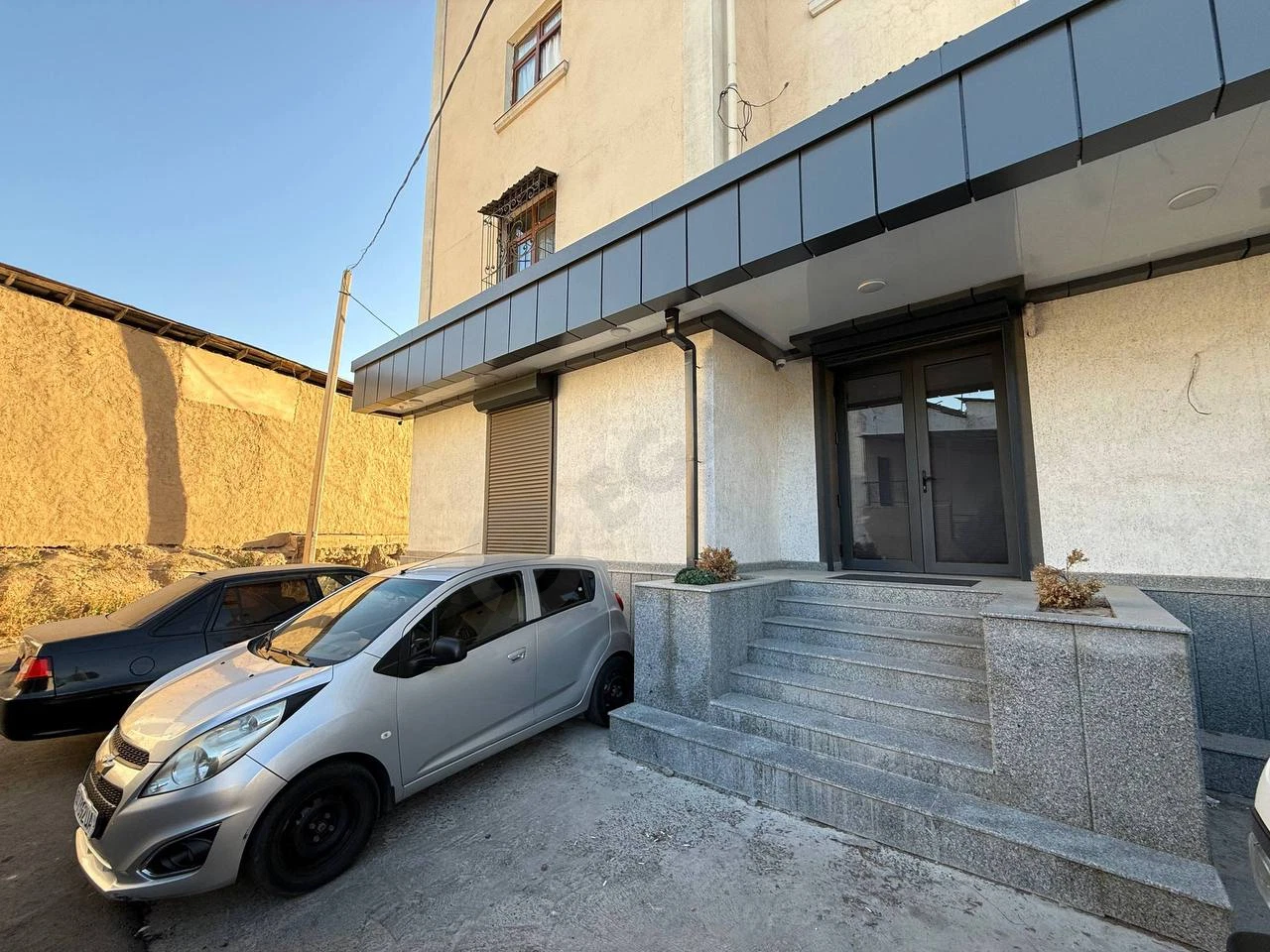 Commercial Property 87m2 Shaikhantohur - Cover Photo
