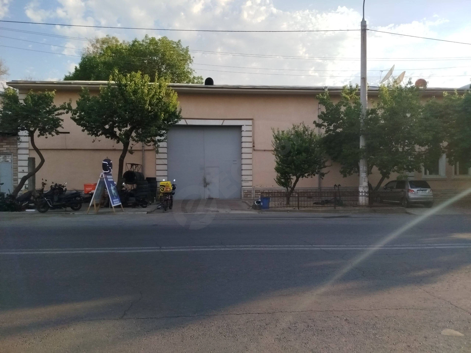 Sklad 200 kv2, Shaykhontohur - Cover Photo