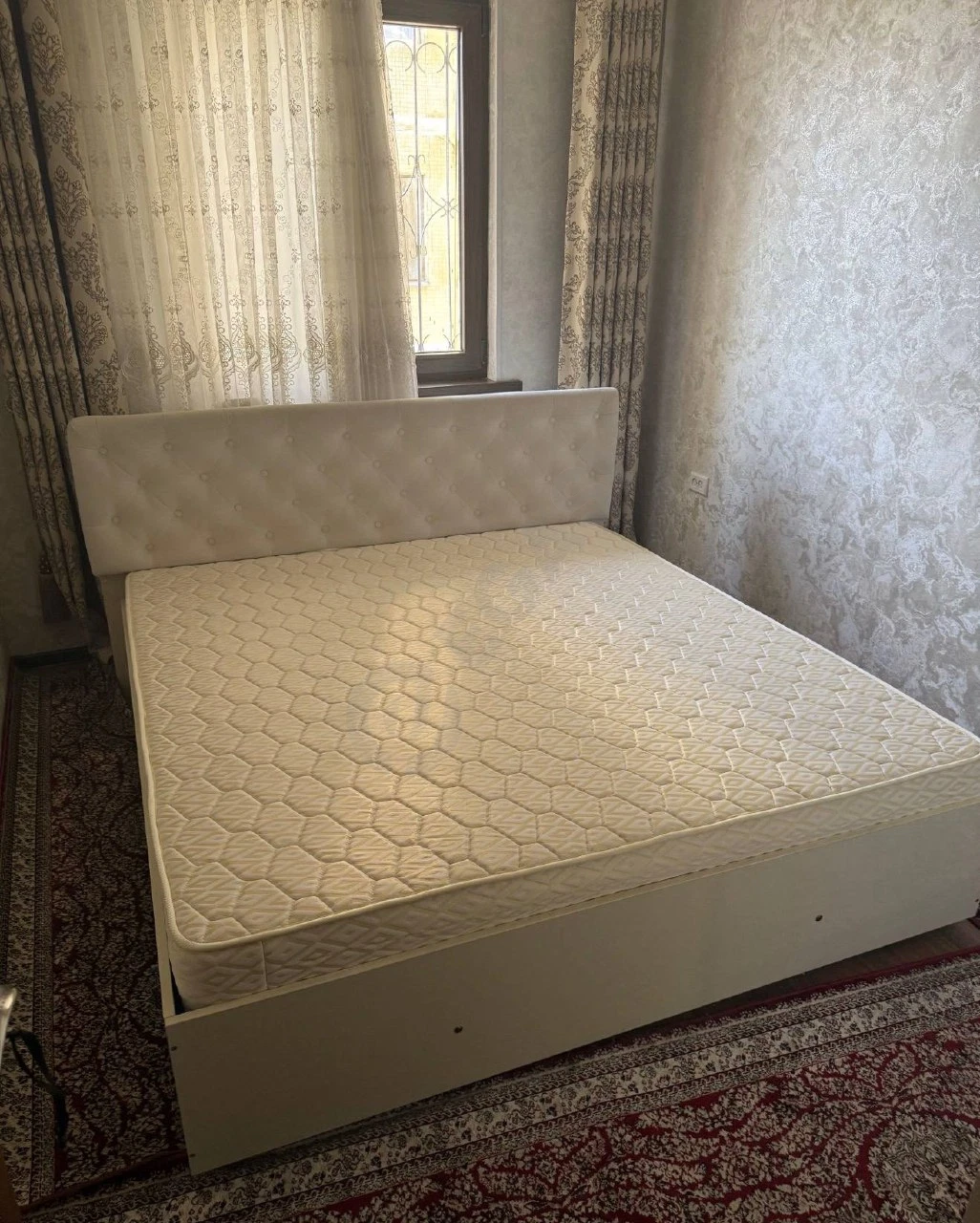 2-room apartment near Metro - Cover Photo