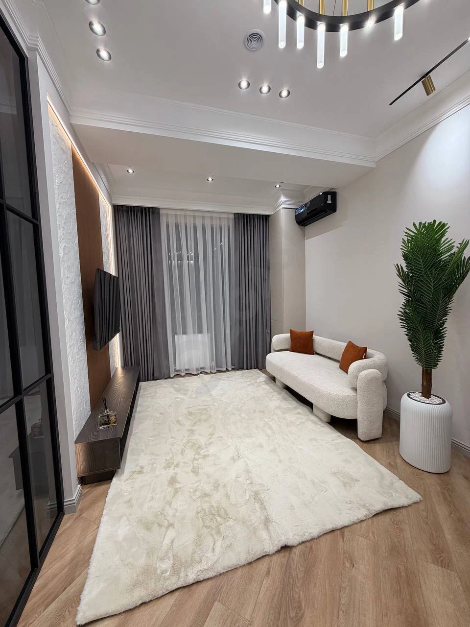 Darhan Residence 2/2/12, 50m2, Evro lyuks hususiy uy - Cover Photo