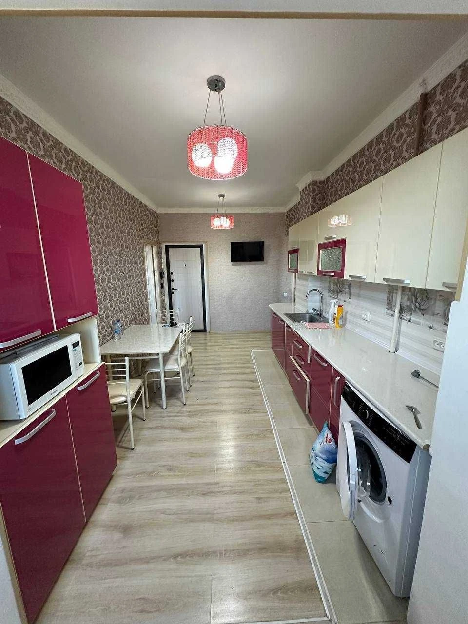 Image 4