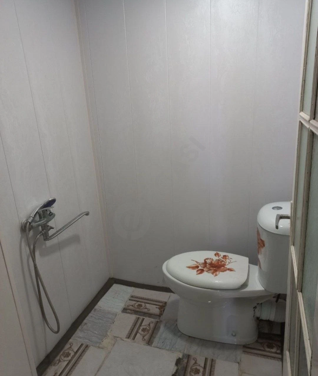 Image 4