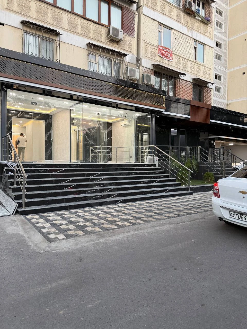 Commercial Property Yakkasaray District 215m2 - Cover Photo