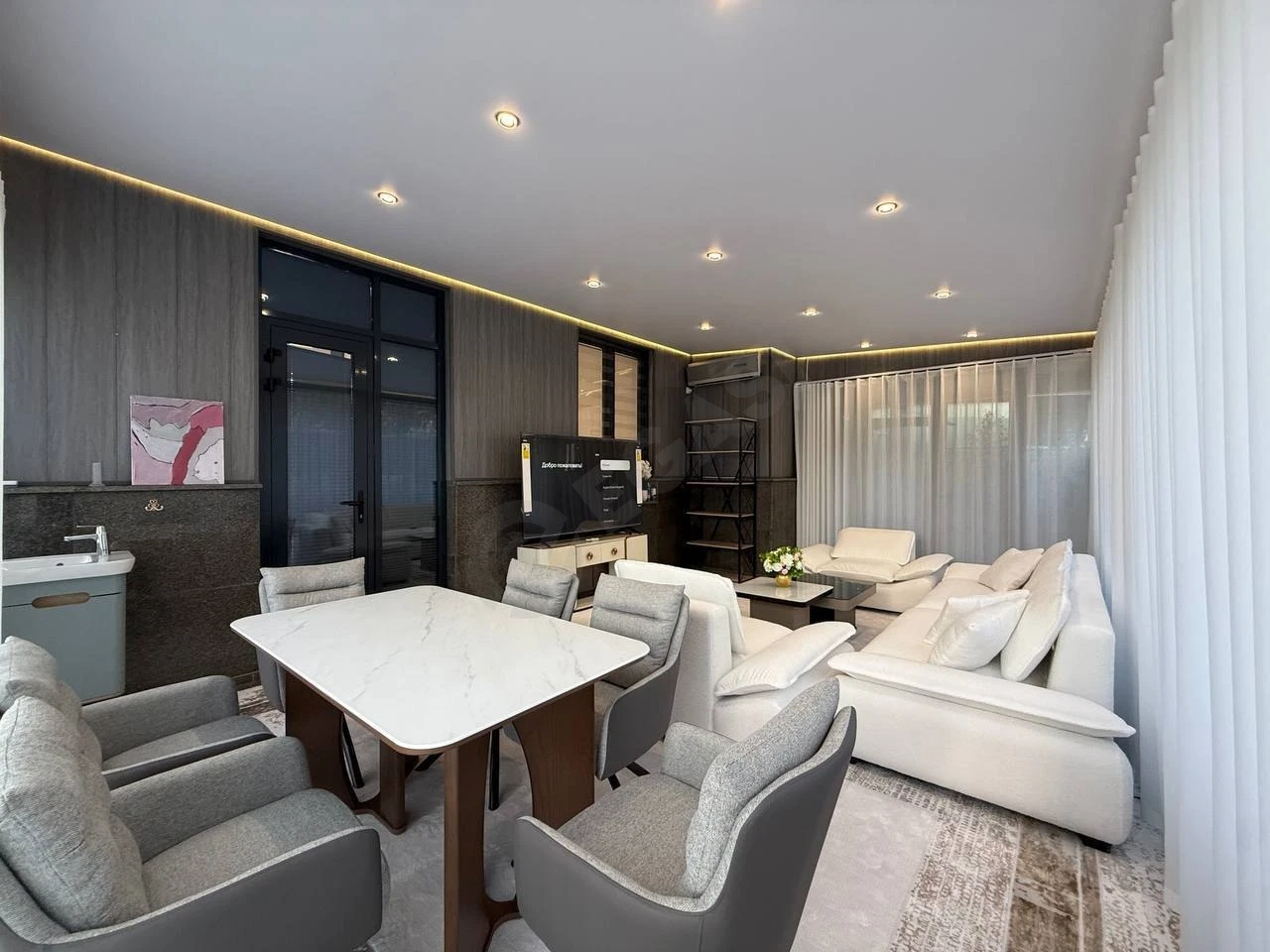 JK NRG Mirzo Ulugbek 4/1/9, 120 m² + 45 m² terrasa - Cover Photo