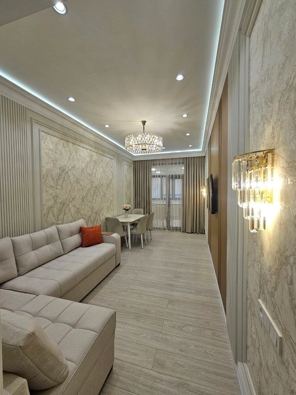 Kvartira 64 kv.m Dream House Yakkasaroy rayoni - Cover Photo