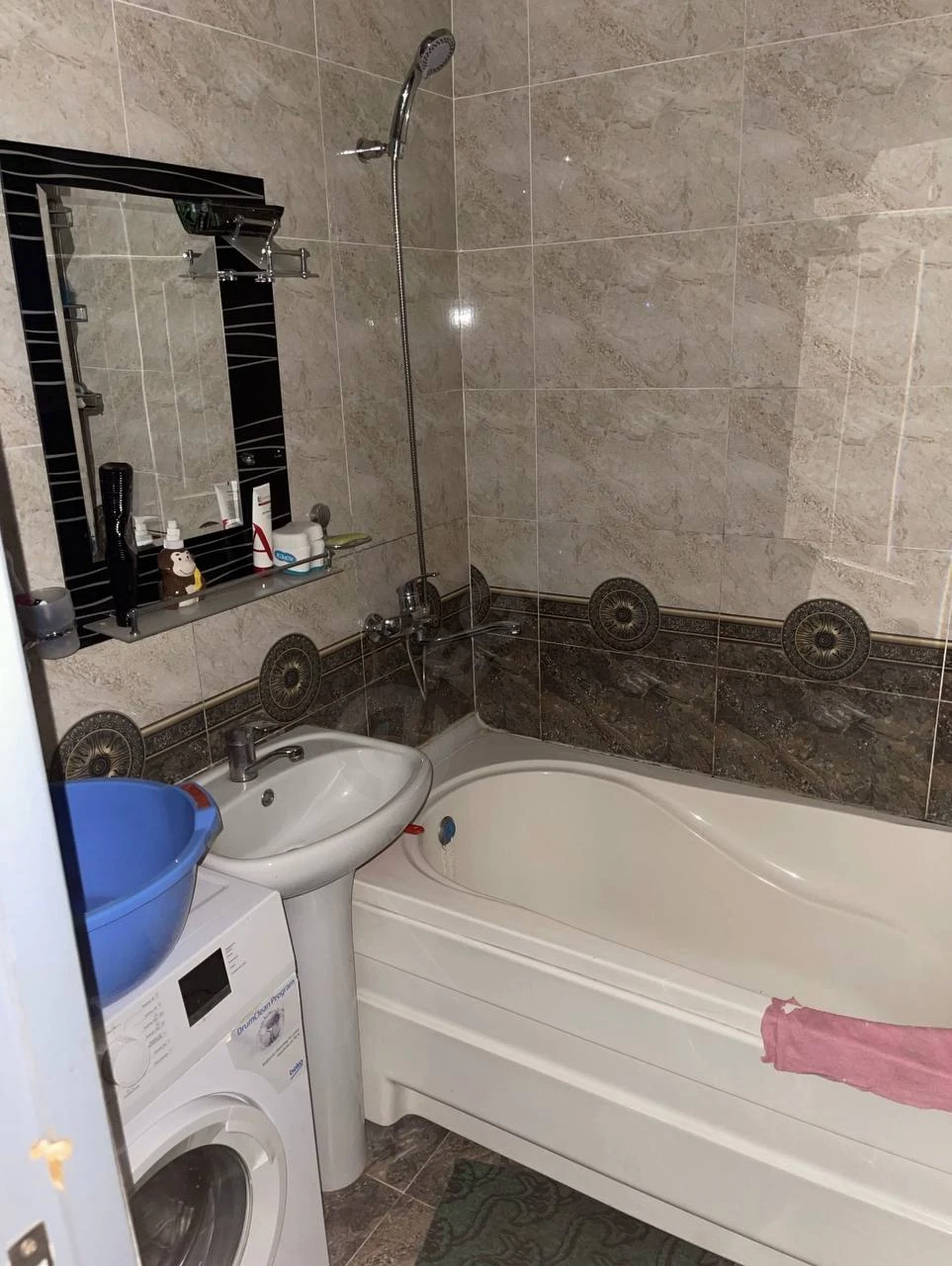 Image 3