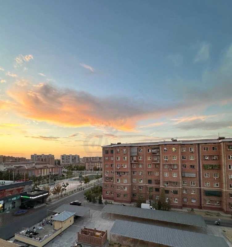 2-room apartment in Tashkent, Sergeli, 44 sqm - Cover Photo