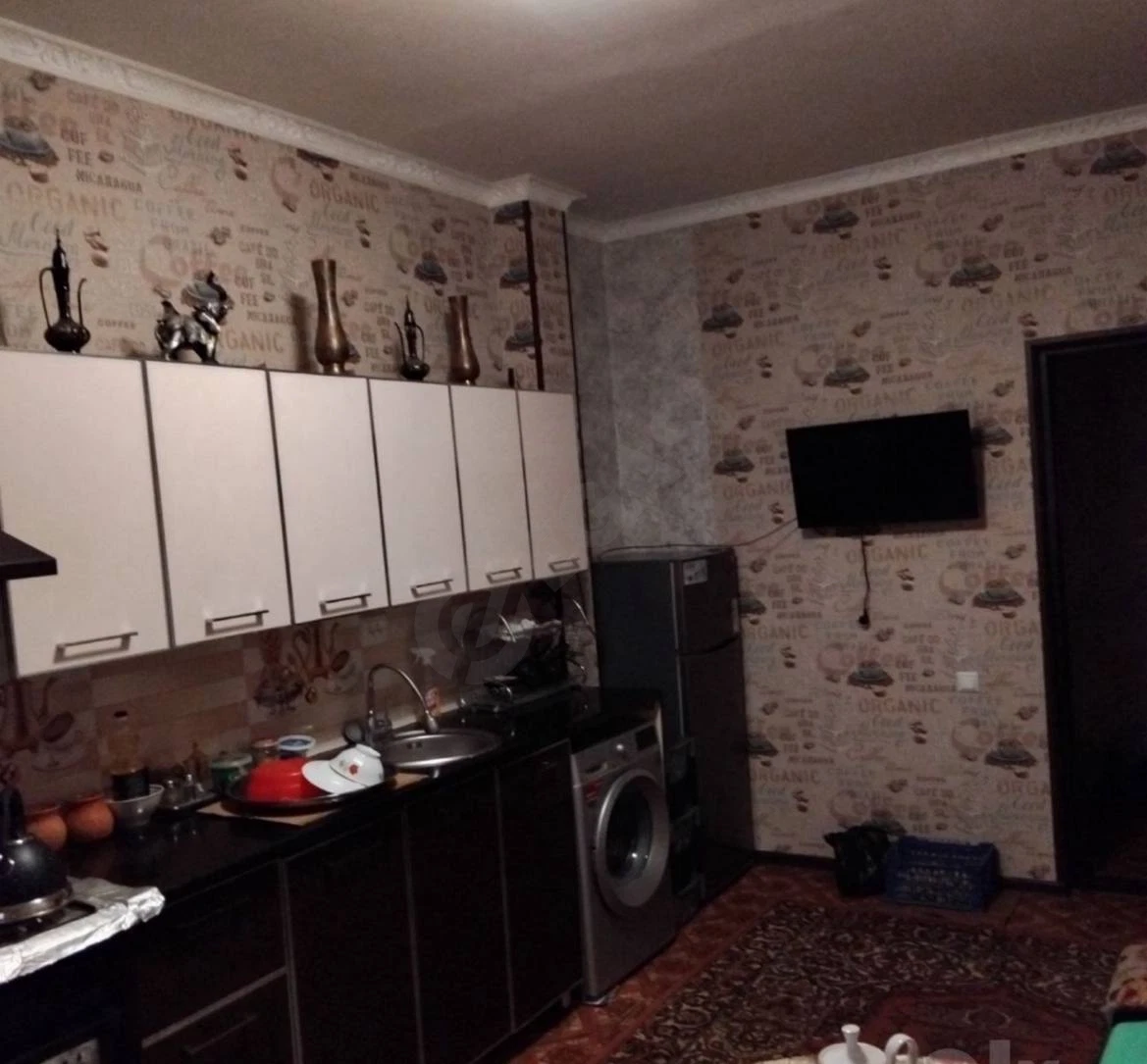 2-room apartment, 2nd floor for rent - Cover Photo