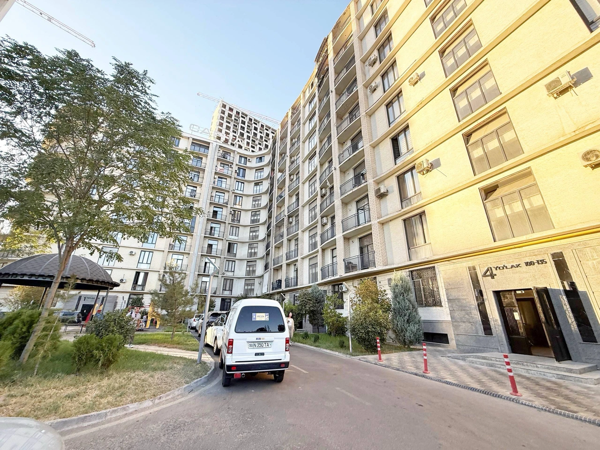 Apartment in Solaris, Yakkasaroy - Cover Photo