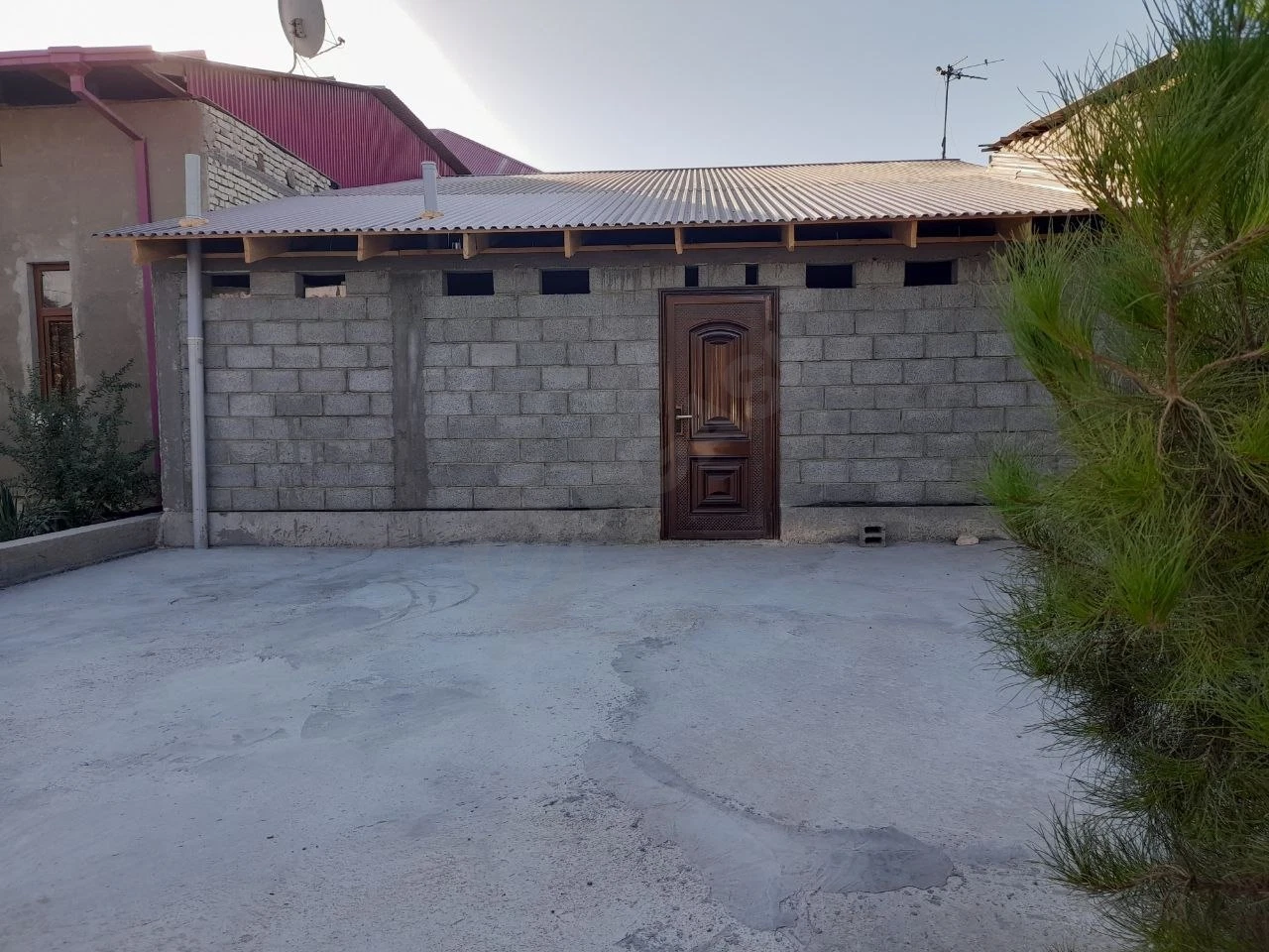 Uy ijara Karvan bozor ro'pparasida - Cover Photo