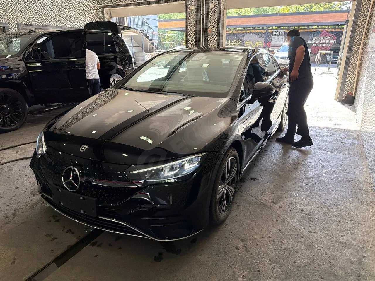 Mercedes-Benz EQE 500 2025 - Cover Photo