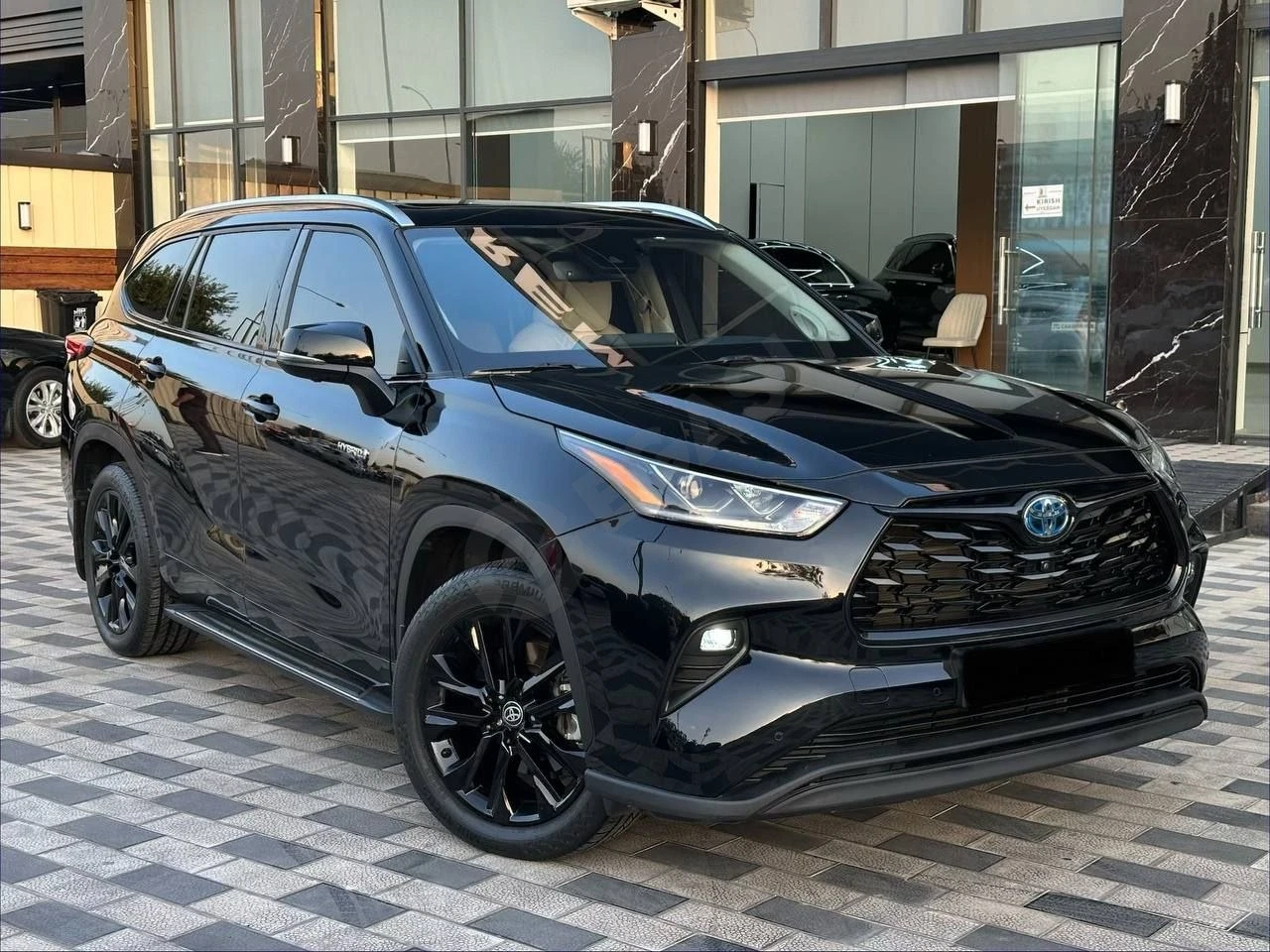 Toyota Highlander 2023 - Cover Photo