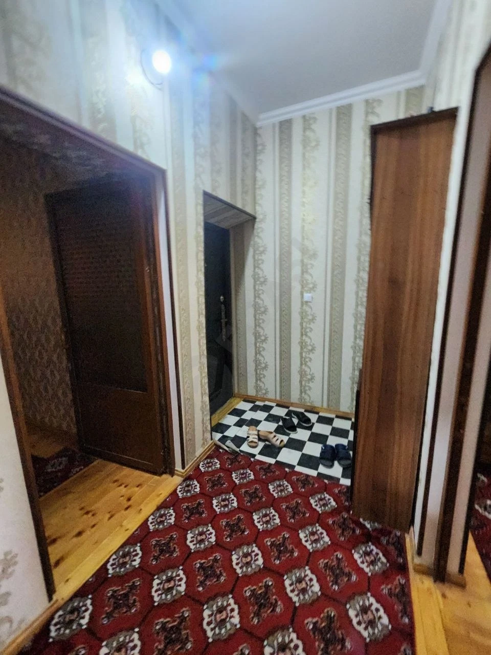 2-qavatli 2-xonali uy ijara beriladi - Cover Photo