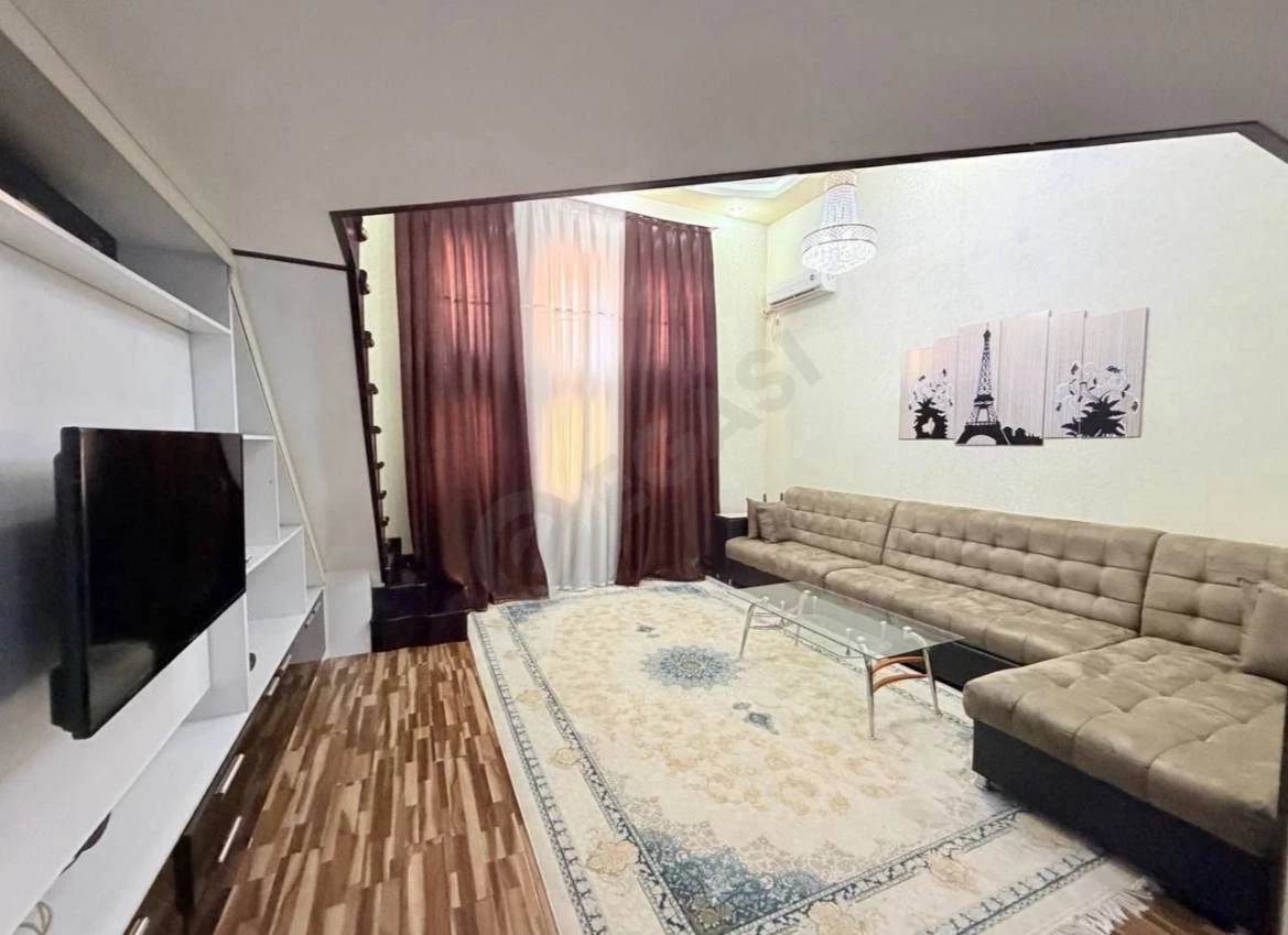 2-room apartment for rent in Sharq 1 massiv - Cover Photo