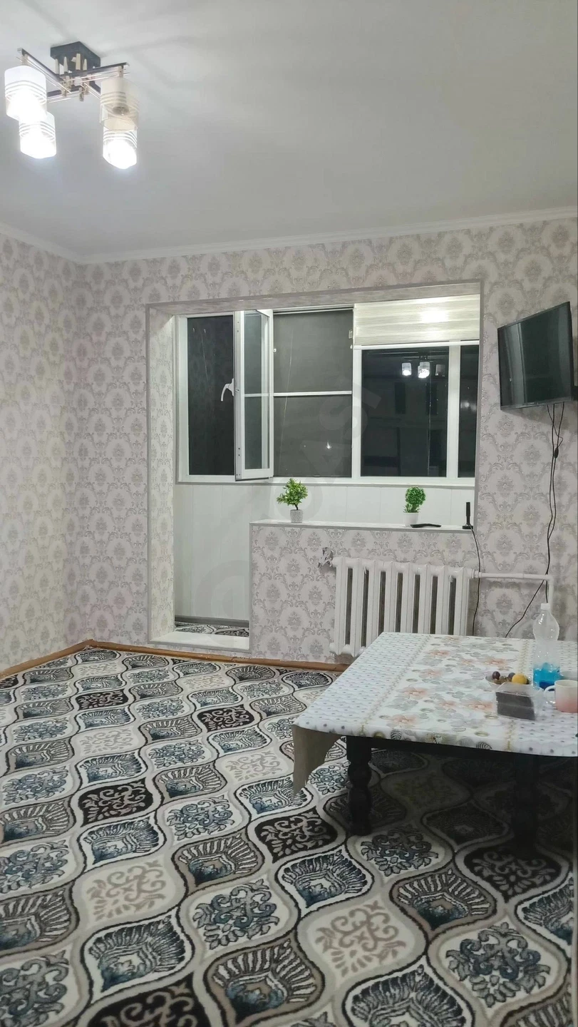 2-room apartment for roommate sharing, 3rd floor - Cover Photo
