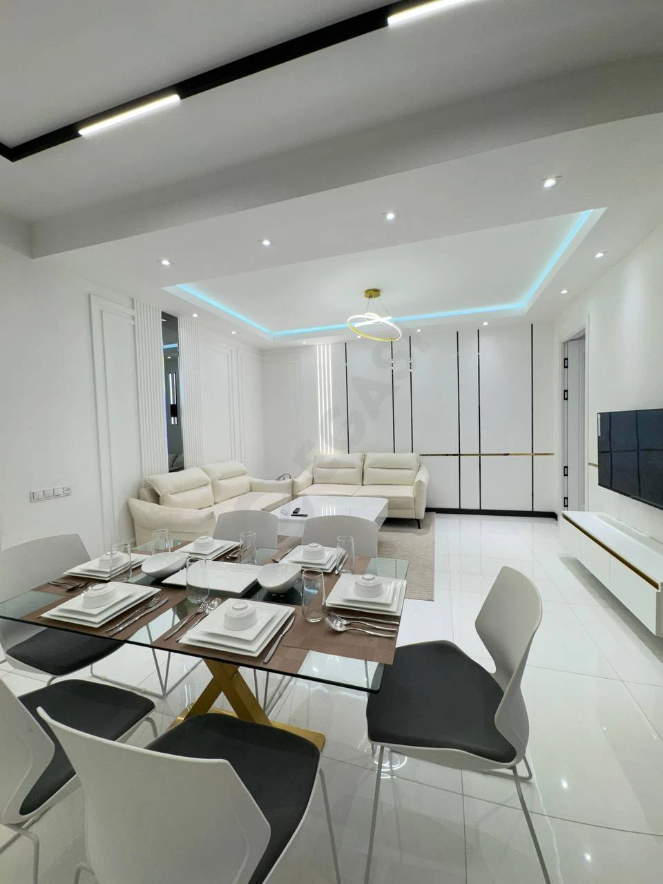 Apartment Yakkasaray 3/4/10 85sqm with furniture and appliances - Cover Photo