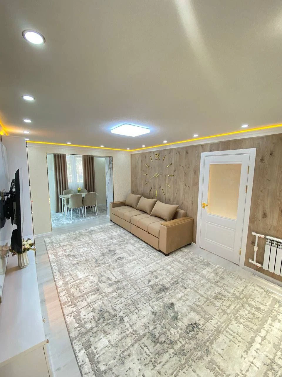 Novza metro yaqinida kvartira, 42m2+12m2, evro remont - Cover Photo