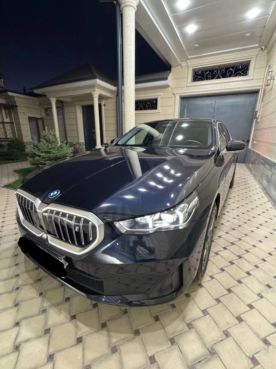 BMW i5 35 L Long 2024 - Cover Photo