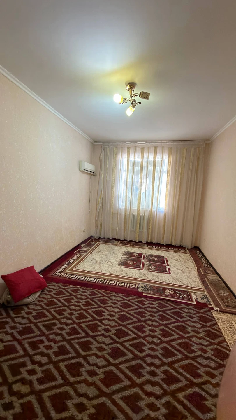 1-xonali 3-qavat 38m2 gishtli dom - Cover Photo