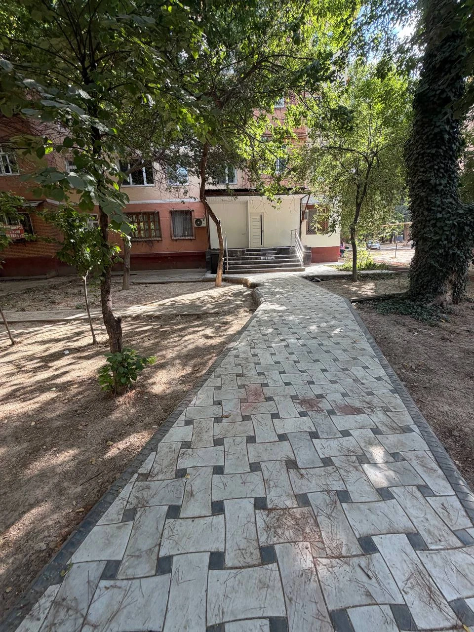 Apartament Chilonzor 1+2 xona 47m2 - Cover Photo