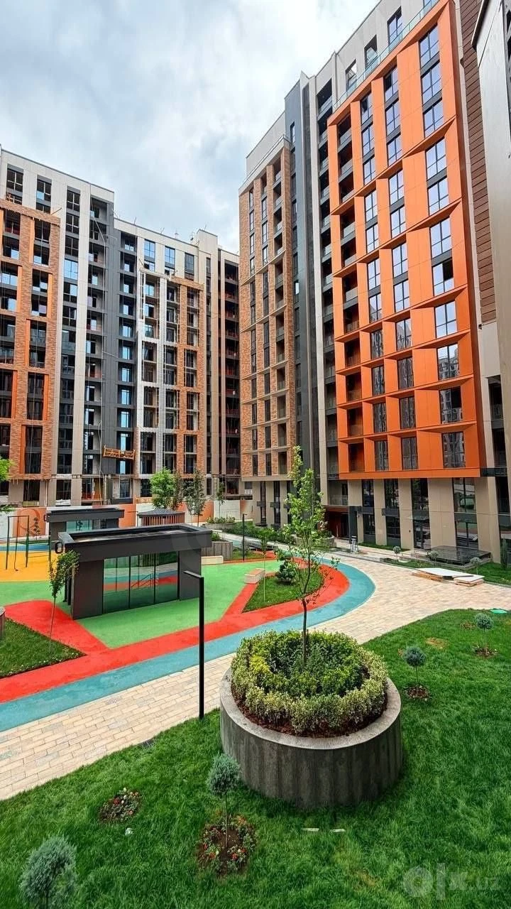 Sotiladi 2 xonali kvartira, JK Regnum Plaza, oriyentir: metro BIY, 66,4m² - Cover Photo
