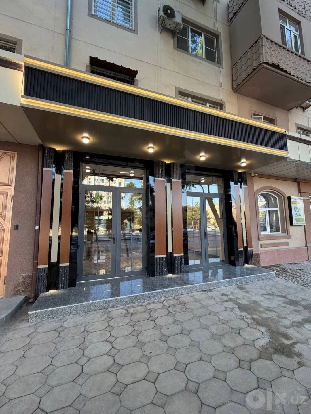 Sotiladi Tijoratiy Hamyon Orientirim Shota Rustaveli Koʻchasi 255.000$ tortaydi - Cover Photo
