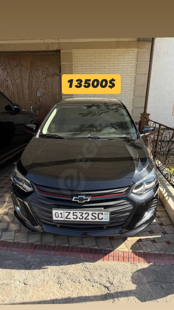 Chevrolet Onix Redline 2024 - Cover Photo