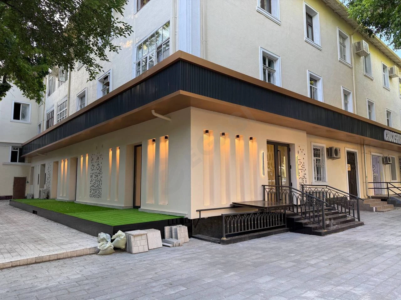 Euro office for rent 100m2 - Cover Photo