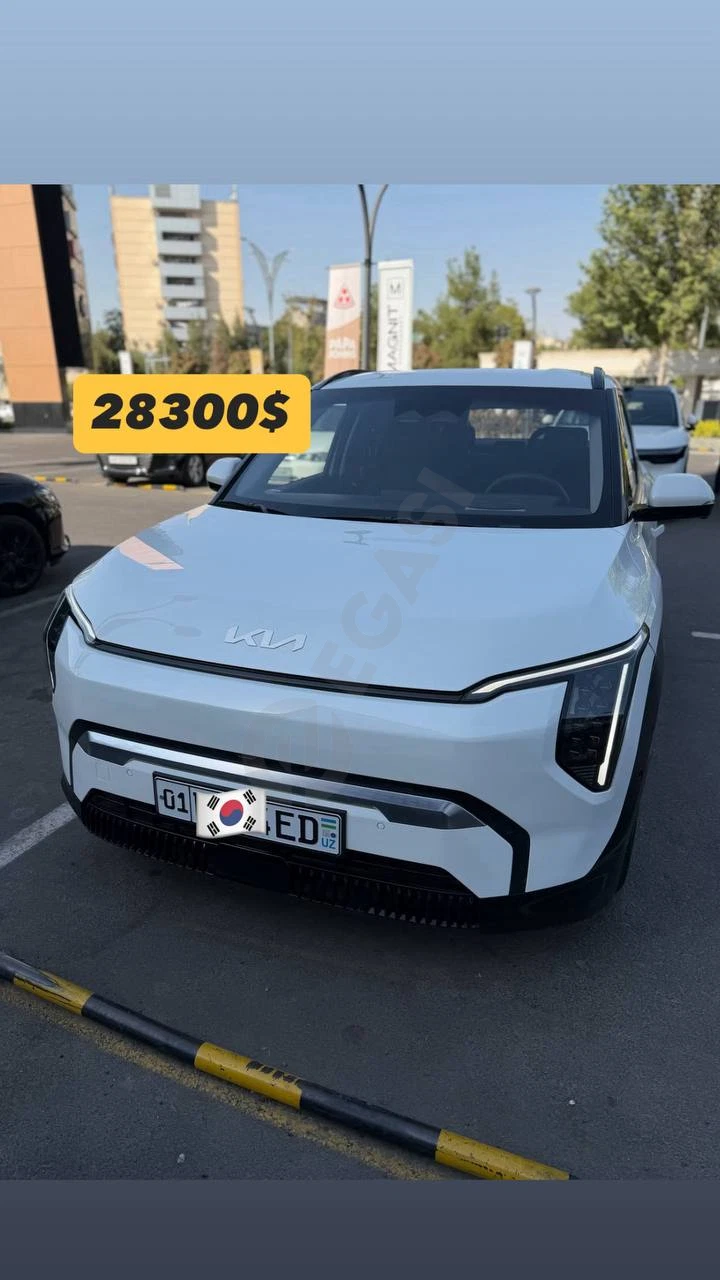 KIA EV3 LONG RANGE 2025 - Cover Photo