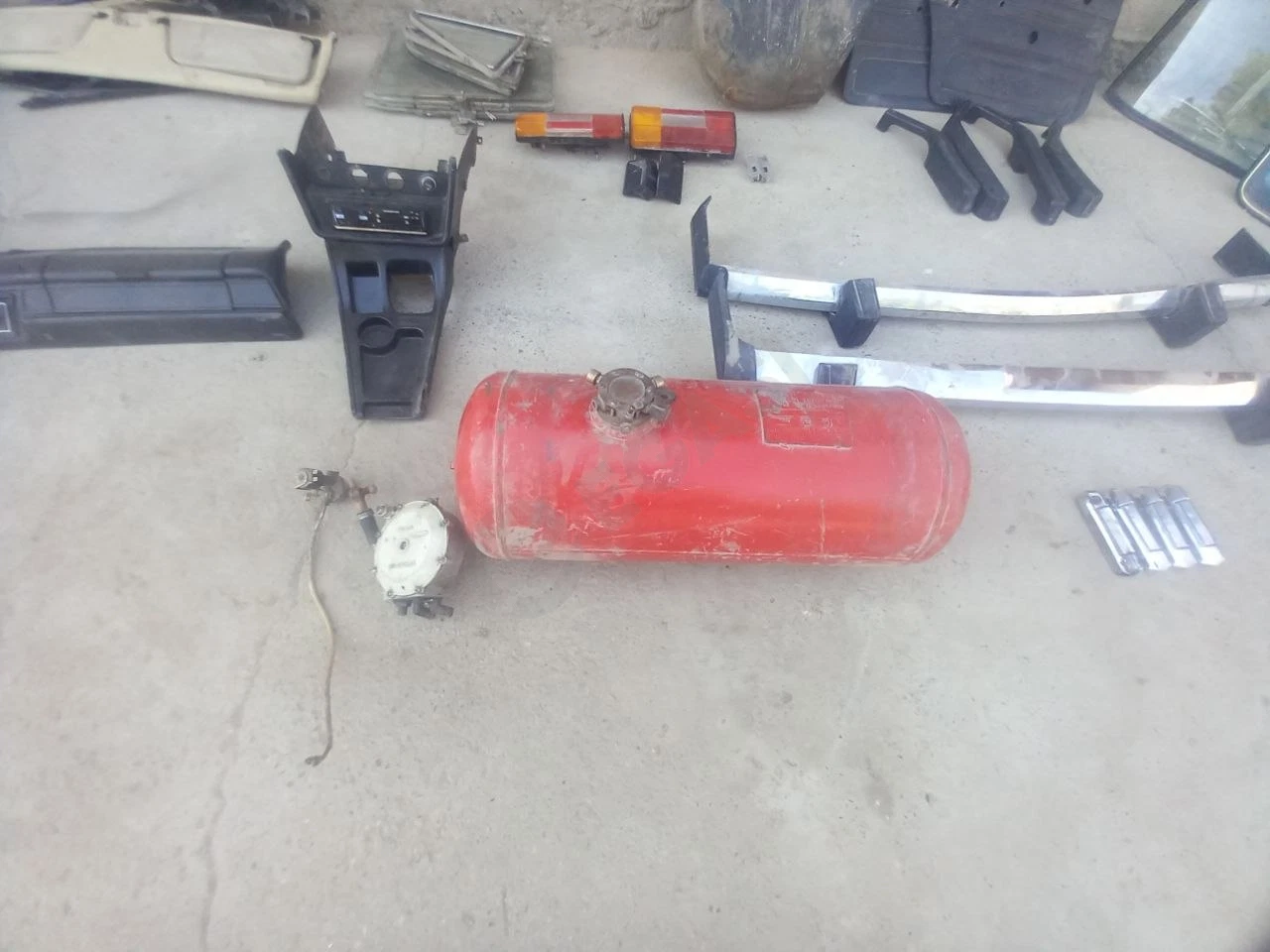 Image 3
