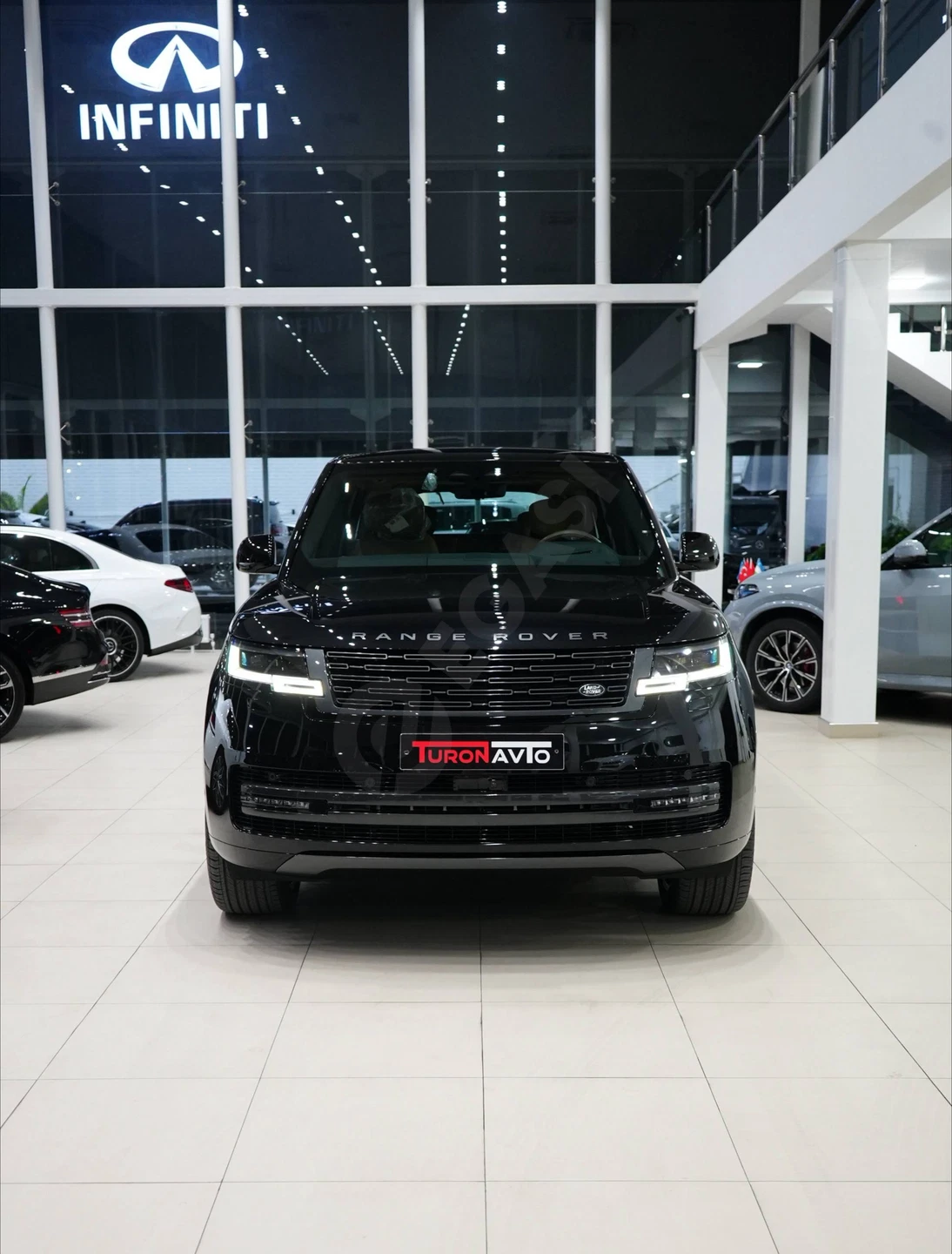 Range Rover Autobiography P530 2026 - Cover Photo