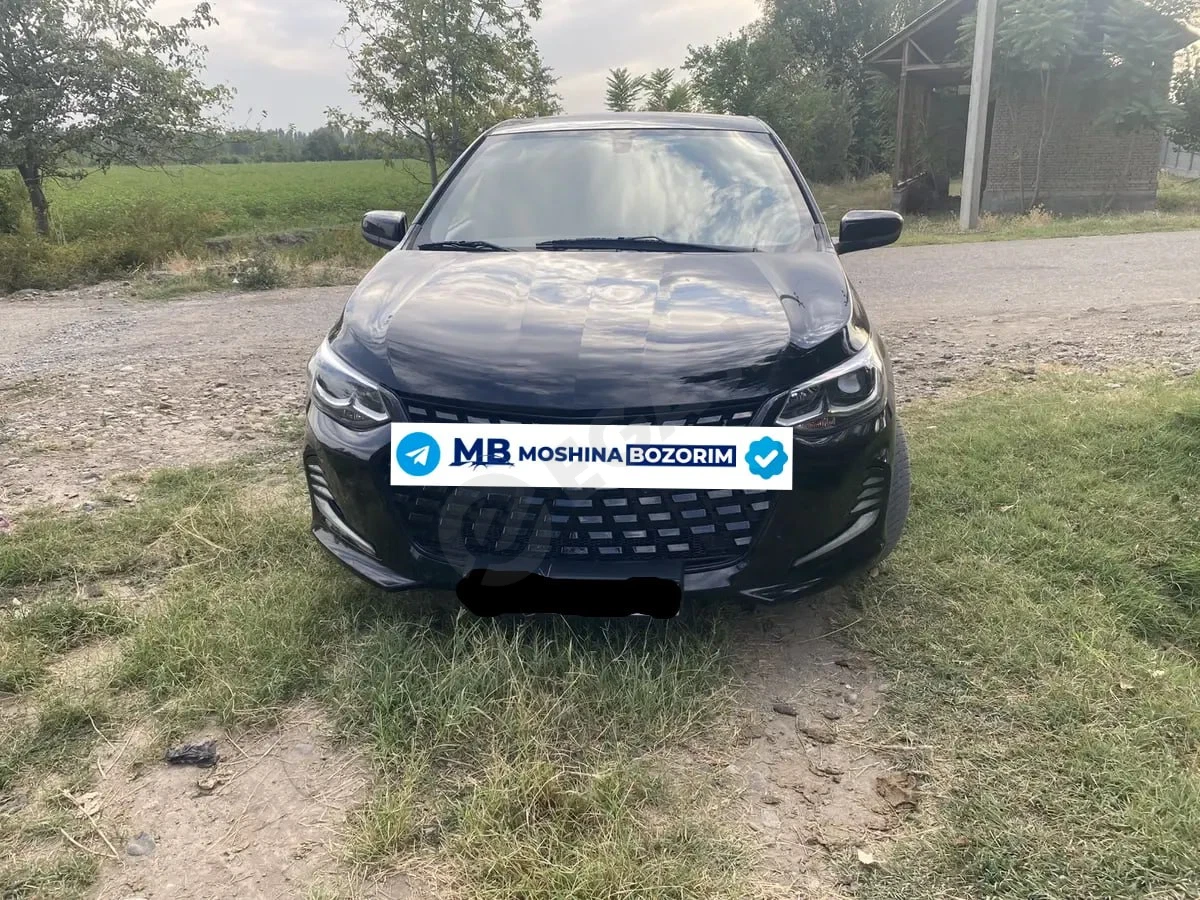 Chevrolet Onix 2023 - Cover Photo