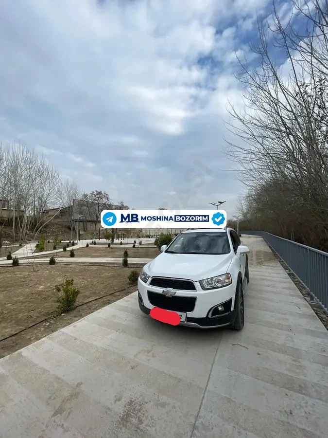 Chevrolet Captiva 2011 - Cover Photo
