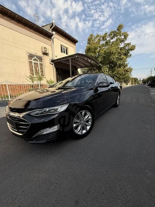Chevrolet Malibu 2 2021 - Cover Photo