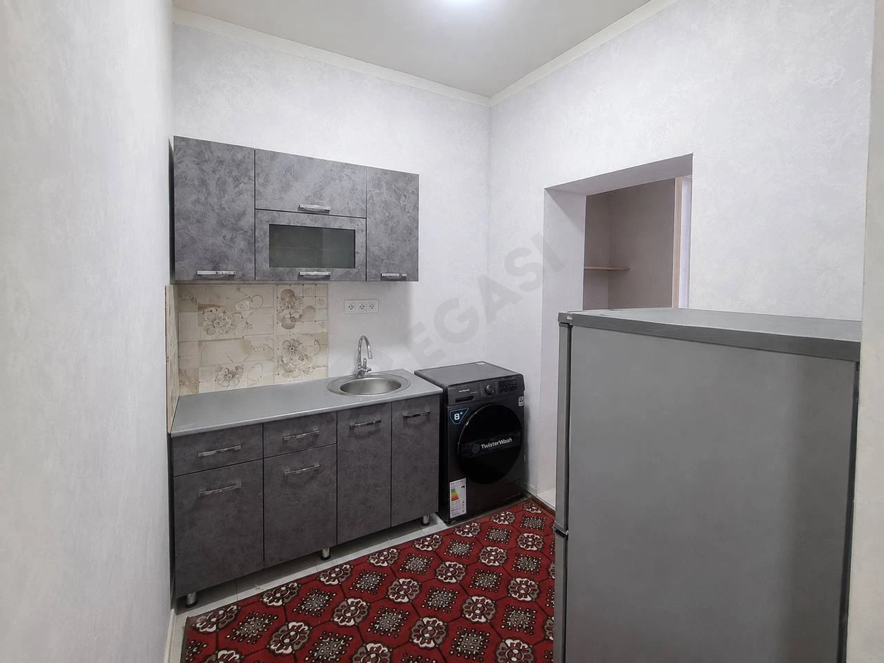 Image 3