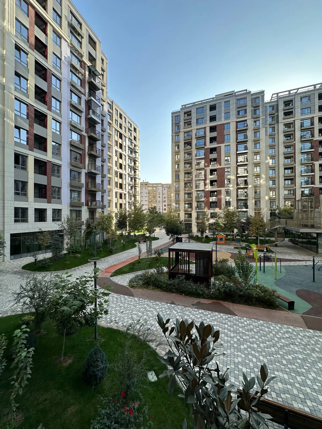 Квартира 4 комн. 105 м2 в ЖК NRG Oybek - Cover Photo
