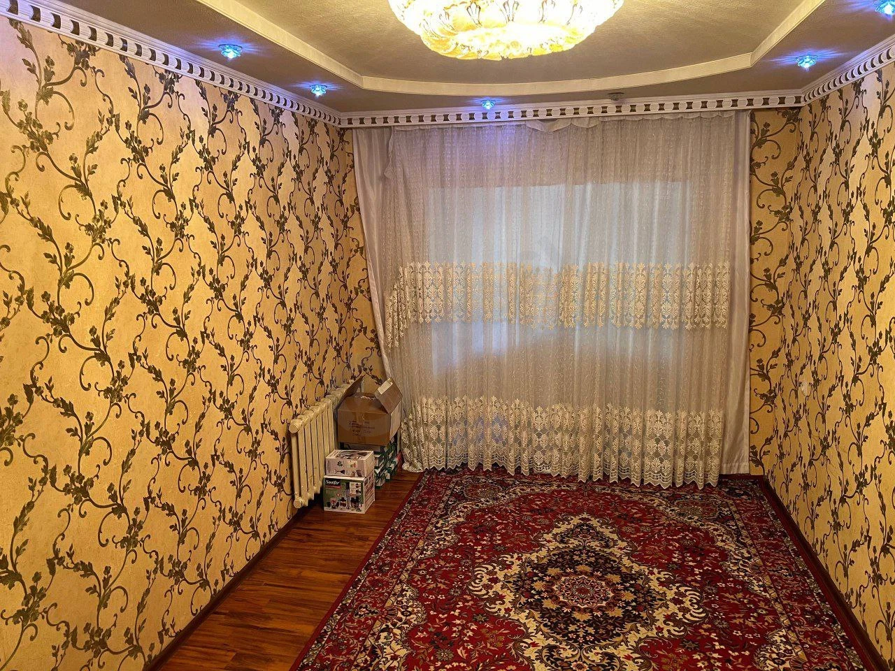 2-комнатная квартира с балконом, огородом и подвалом - Cover Photo