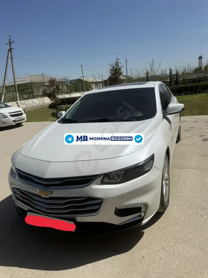 Chevrolet Malibu 2 2018 - Cover Photo
