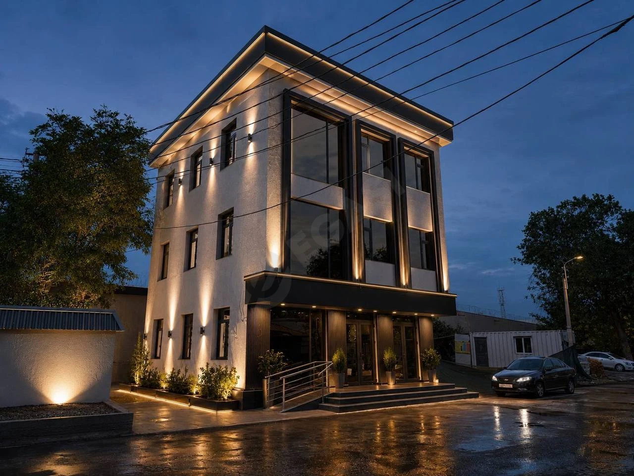 Building in Mirabadsky District, 320m2, 3 floors - Cover Photo