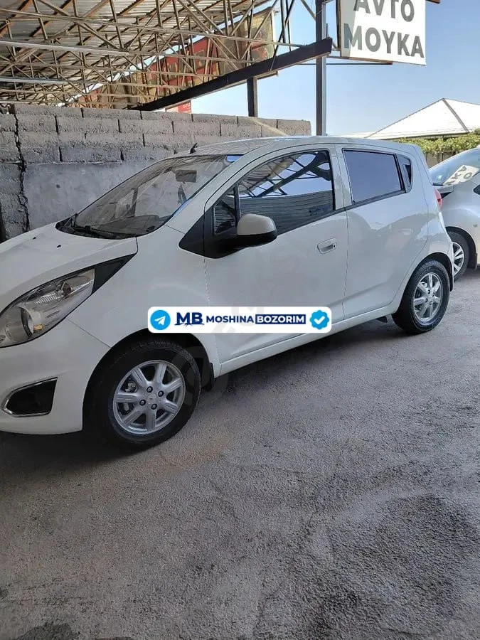Chevrolet Spark 2014 - Cover Photo