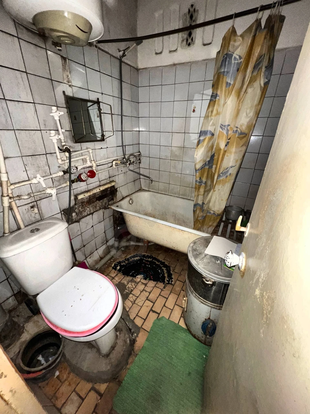 Image 4