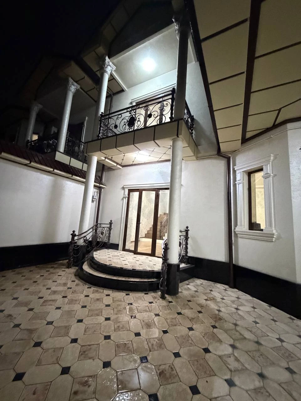 Image 4