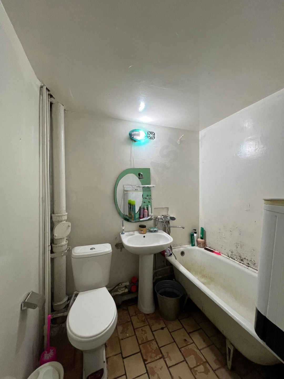 Image 1