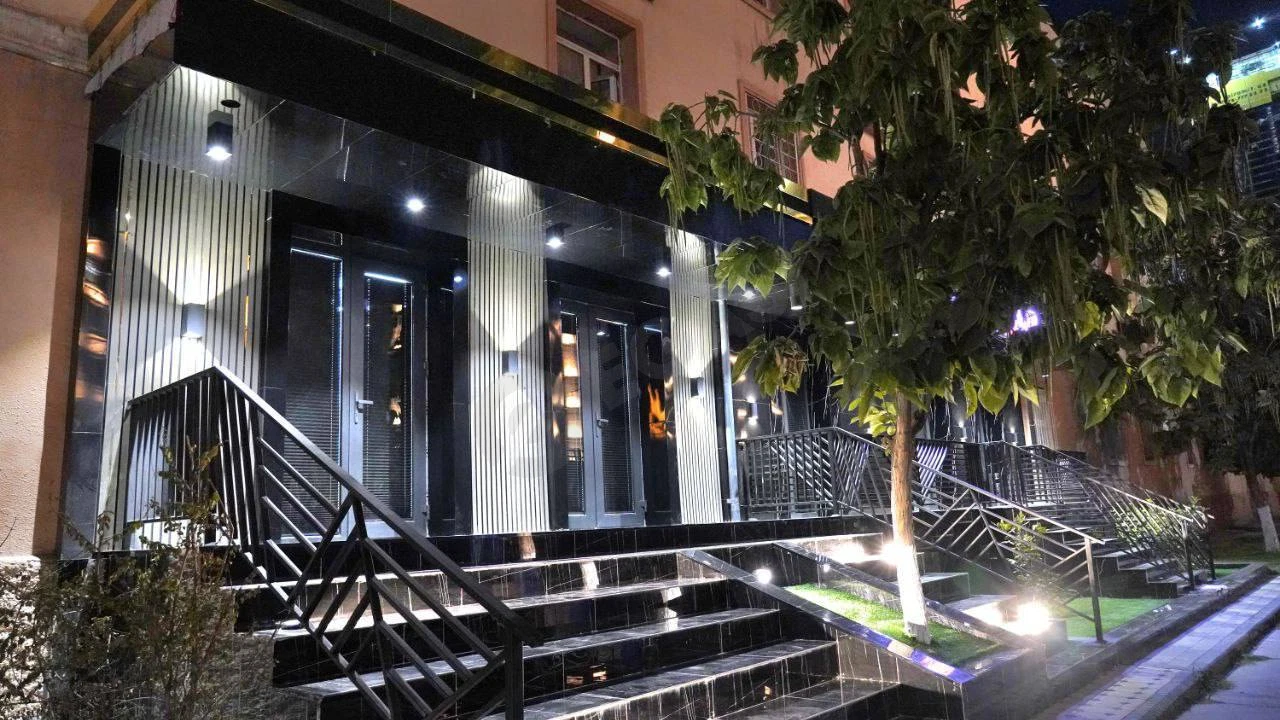 Commercial property for rent along road, Yakkasaray district - Cover Photo