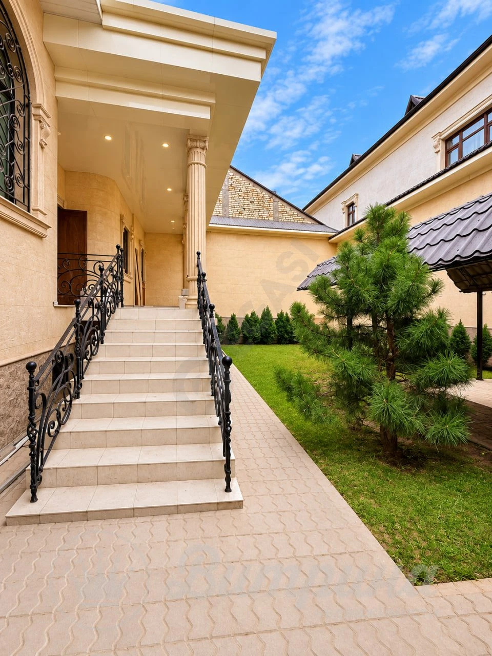Квартира 4 комнаты 250 м² Мирзо-Улугбекский район - Cover Photo