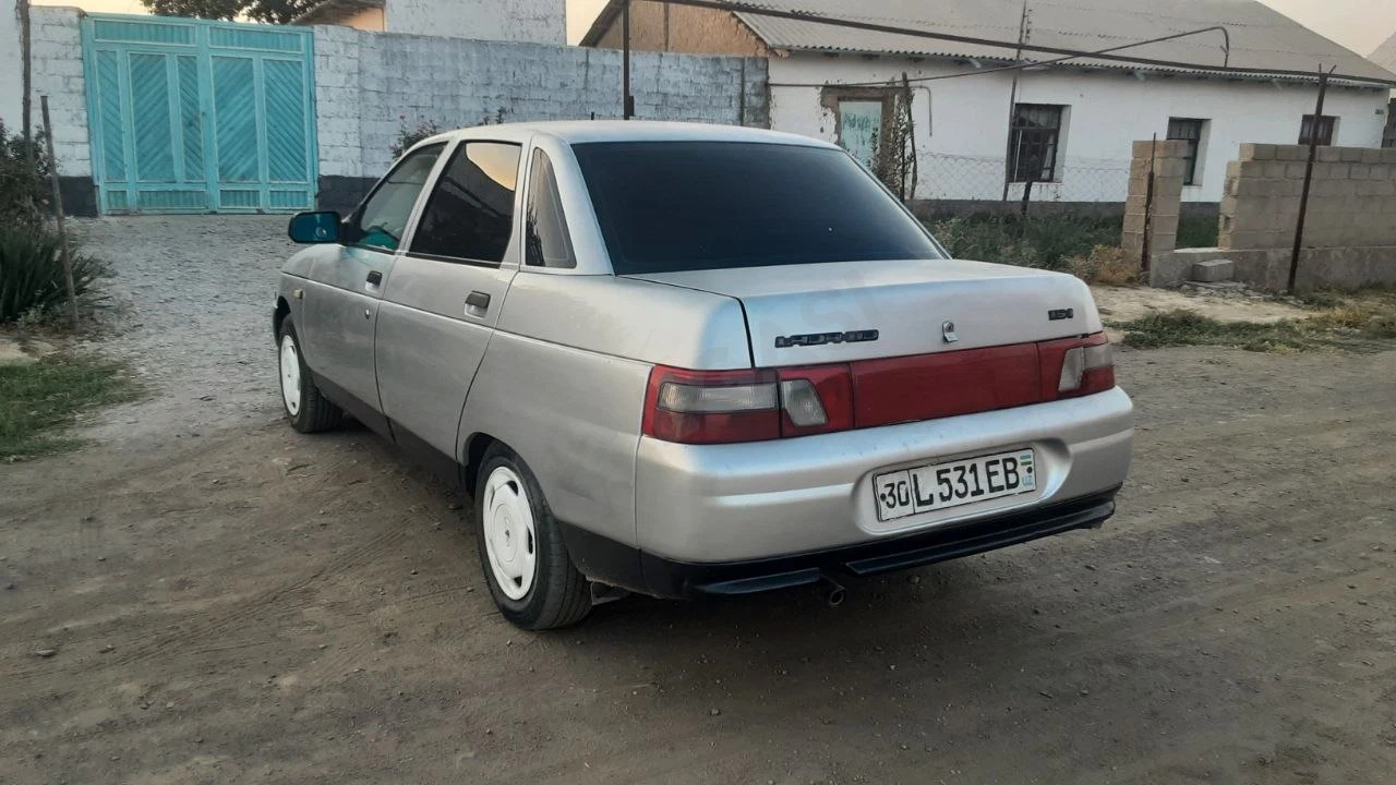 Vaz 2110 2000 - Cover Photo